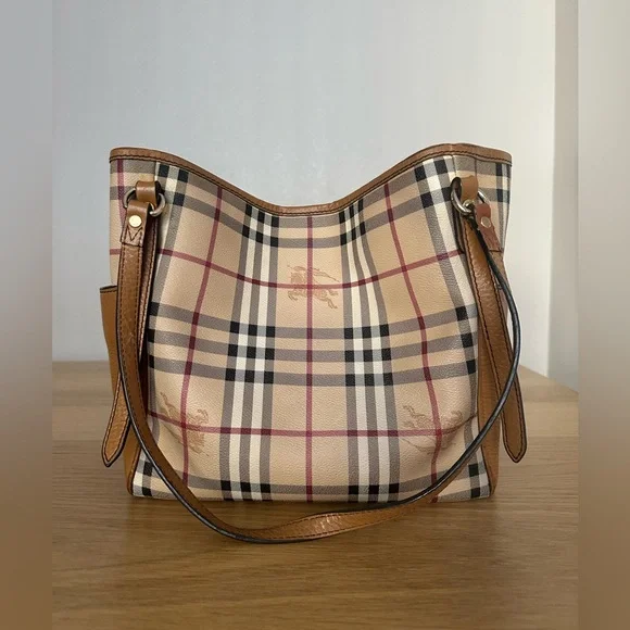 Burberry Tote Bag - Picture 2 of 16